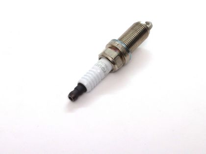 تصویر  شمع اکیوم کد RFN58LZ پایه کوتاه تک پلاتین موتور M13 پراید صبا (چهار عددی) برند آی آر امکو IREMCO