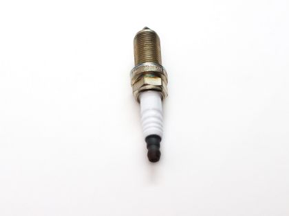 تصویر  شمع اکیوم کد RFN58HZ پایه بلند تک پلاتین موتور TU5 رانا (چهار عددی) برند آی آر امکو IREMCO