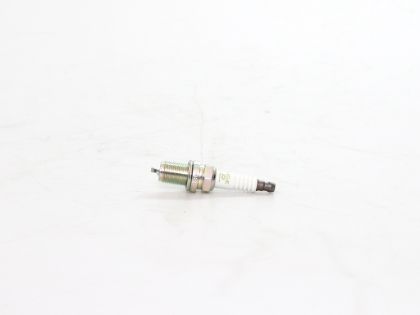 تصویر  شمع NGK کد BKR6E/6962 پایه کوتاه تک پلاتین موتور XU7 پژو 405 (چهار عددی) برند عظام