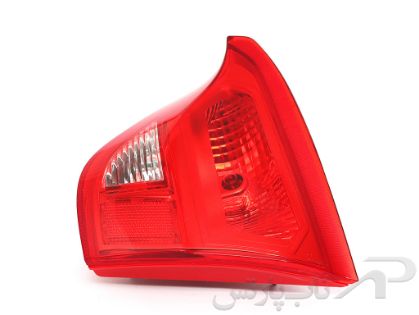 تصویر  چراغ خطر عقب روی درب صندوق سمت راست کوییک برند کروز