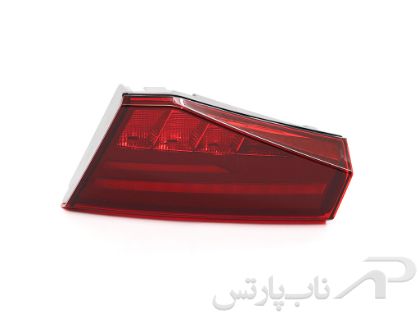 تصویر  چراغ خطر عقب روی درب صندوق سمت راست تارا سال V4 برند کروز