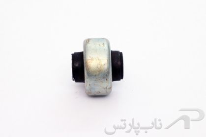 تصویر  بوش عقبی بازویی مثلثی بدون لبه پژو 206 تیپ 3 کد 0301401599 برند ایساکو