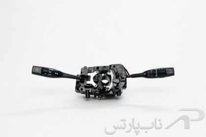 تصویر  دسته راهنما و برف پاکن (کلید چراغها) ایربگ‌دار کامل ساینا برند کروز