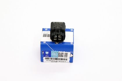 تصویر  رله سیستم تهویه 4 پایه 12VDC-20A بخاری ساندن پژو 405 کد 0750700299 برند ایساکو